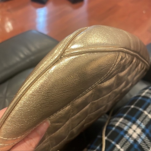 Burberry Brooke Gold Shoulder Bag - Picture 14 of 15